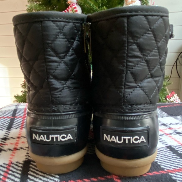 Women All Weather Nautica Boots - Picture 4 of 5